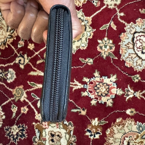 🍁SOLD🍁Prada Saffiano Wallet - Picture 4 of 11